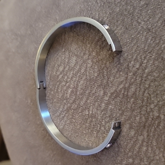 Stainless Steel Punk Rhinestone Clamper Bracelet - Picture 4 of 6